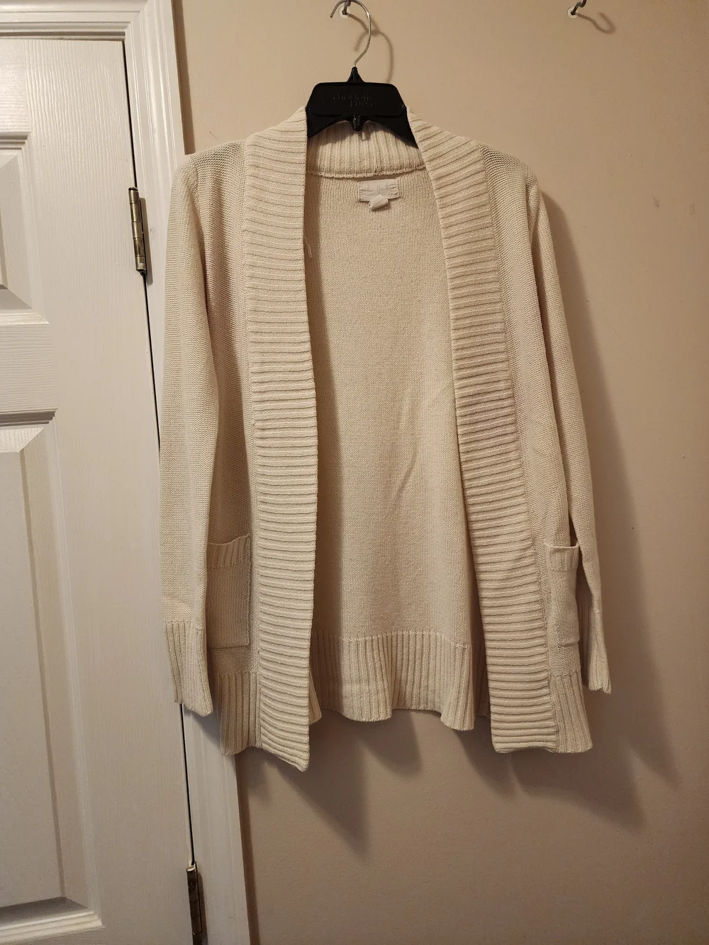 Urban Heritage Cream Ribbed Knit Sweater